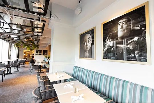Restaurante Great Maple de Pixar Place Hotel